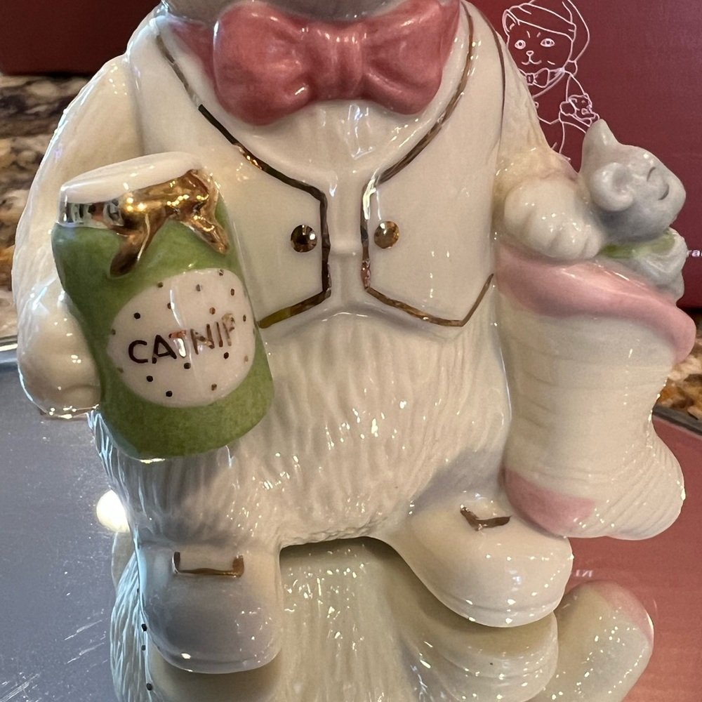 Lenox “Holiday Spirit” Cat Figurine - Picture 7 of 8